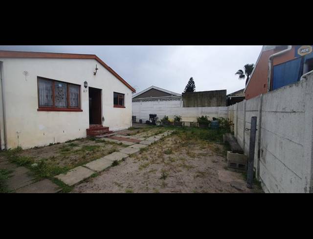 2 BEDROOM HOUSE FOR SALE IN LOTUS RIVER